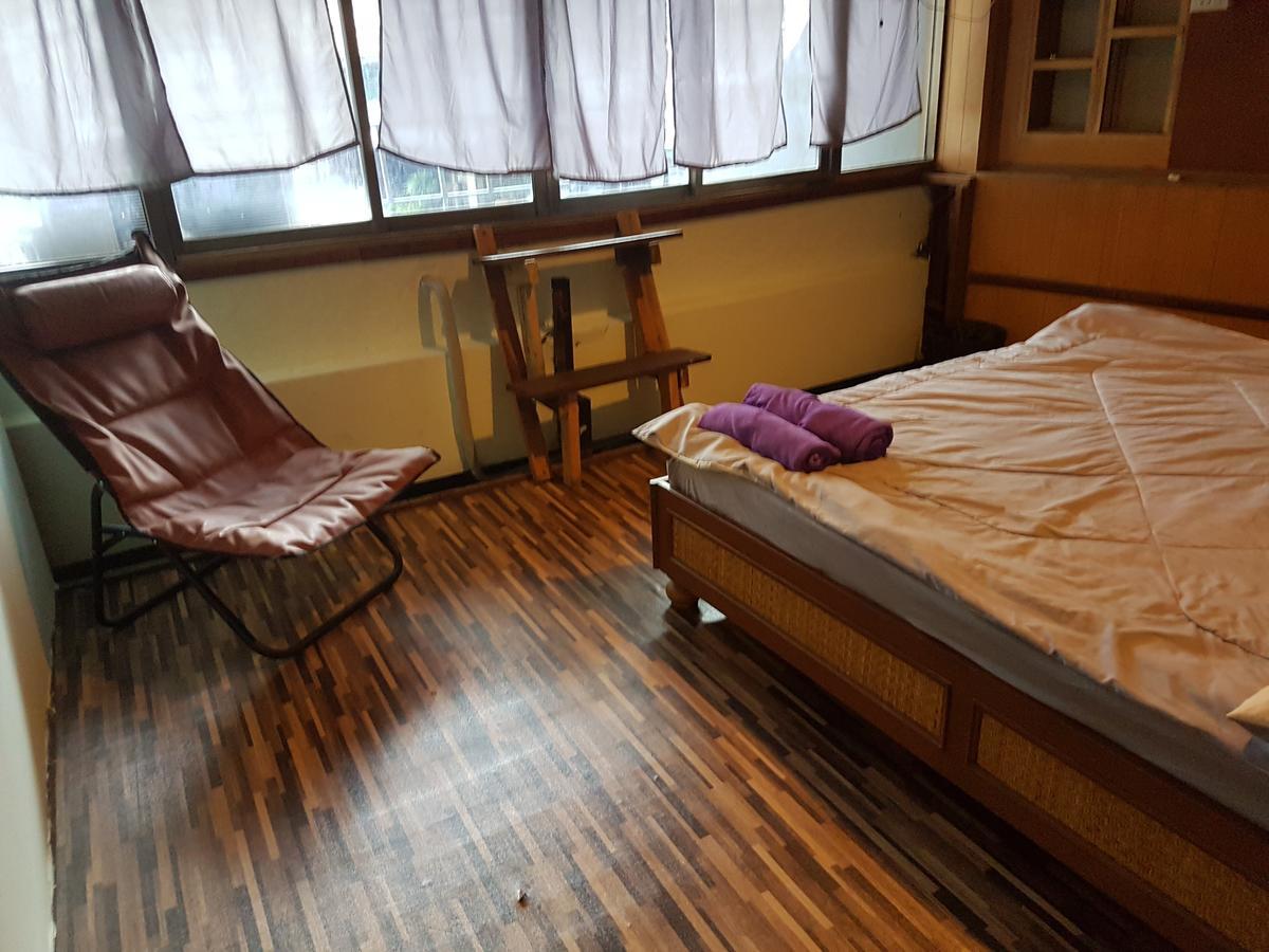 Bar 184 Party Hostel (Adults Only) Chiang Rai Dış mekan fotoğraf
