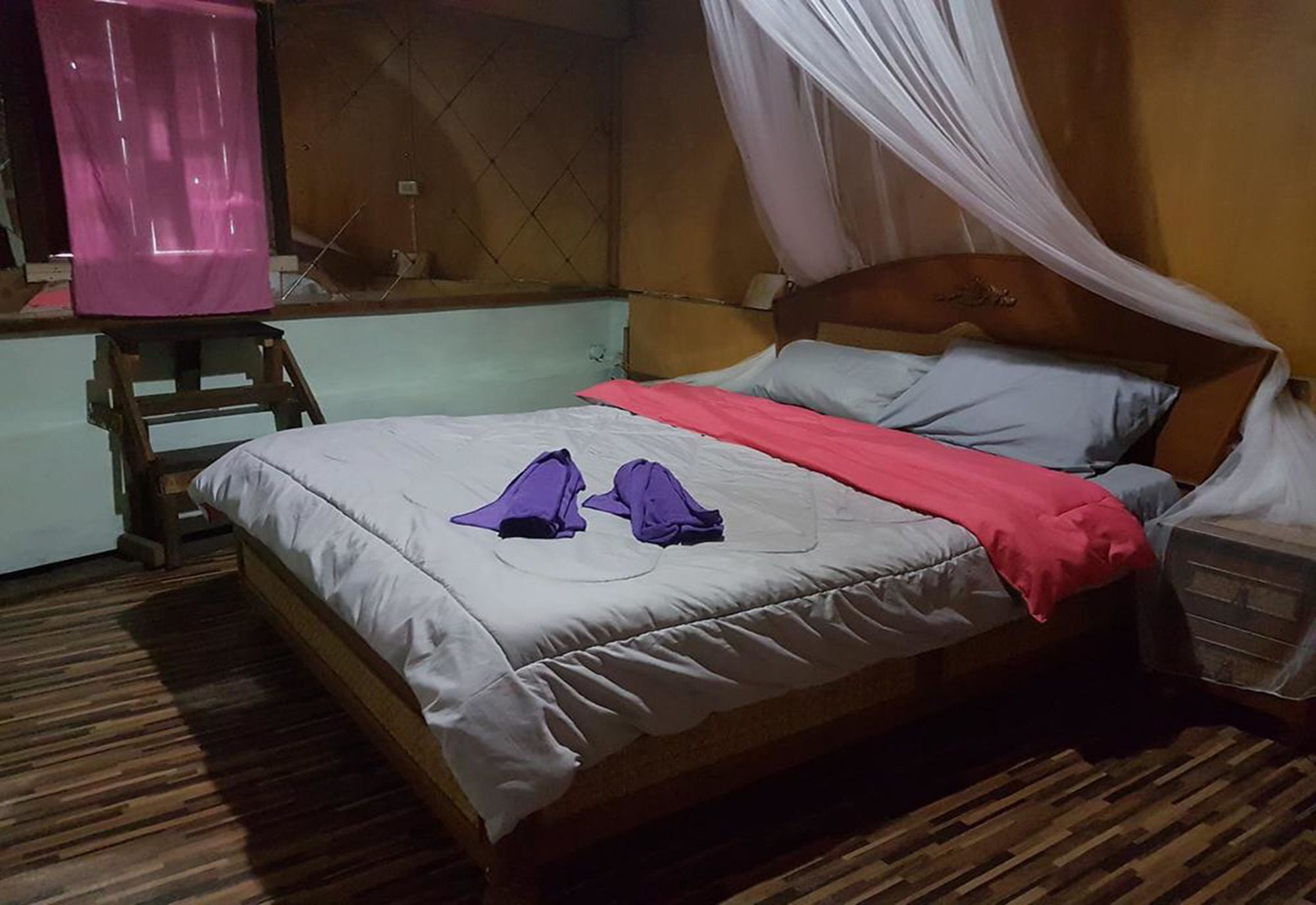 Bar 184 Party Hostel (Adults Only) Chiang Rai Dış mekan fotoğraf