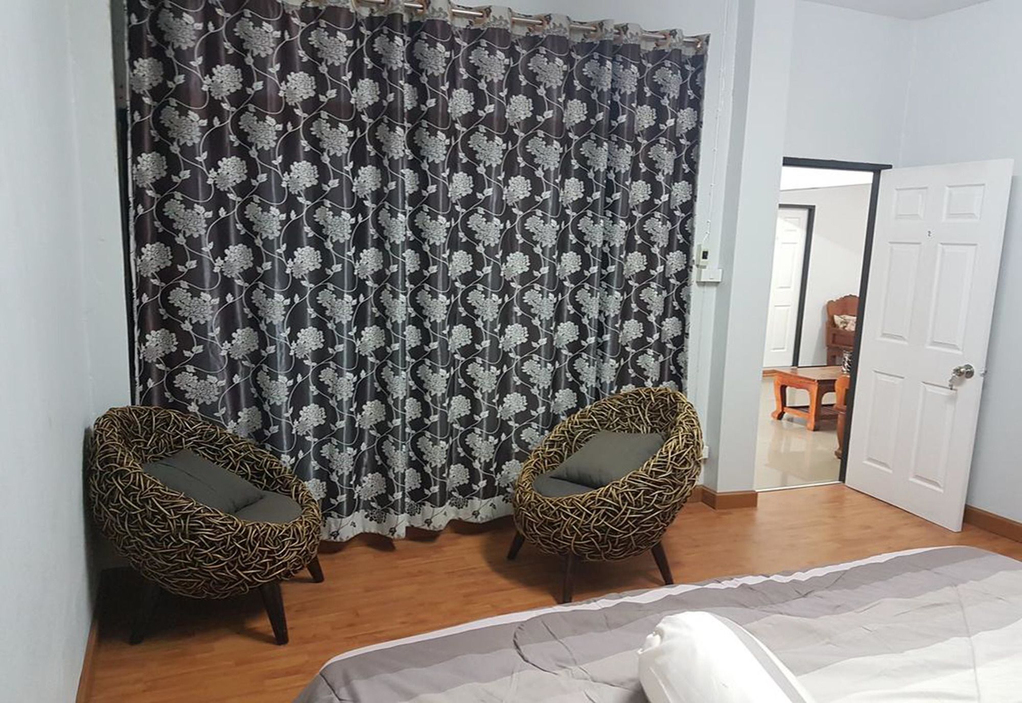 Bar 184 Party Hostel (Adults Only) Chiang Rai Dış mekan fotoğraf