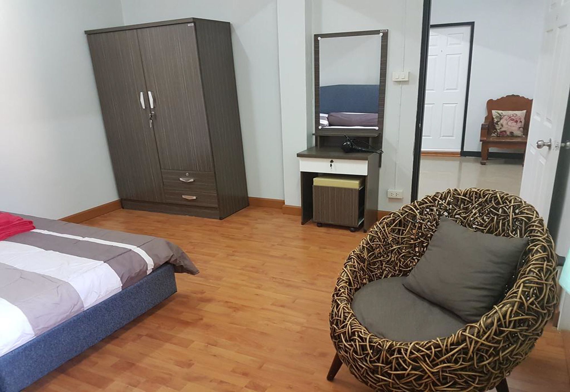 Bar 184 Party Hostel (Adults Only) Chiang Rai Dış mekan fotoğraf