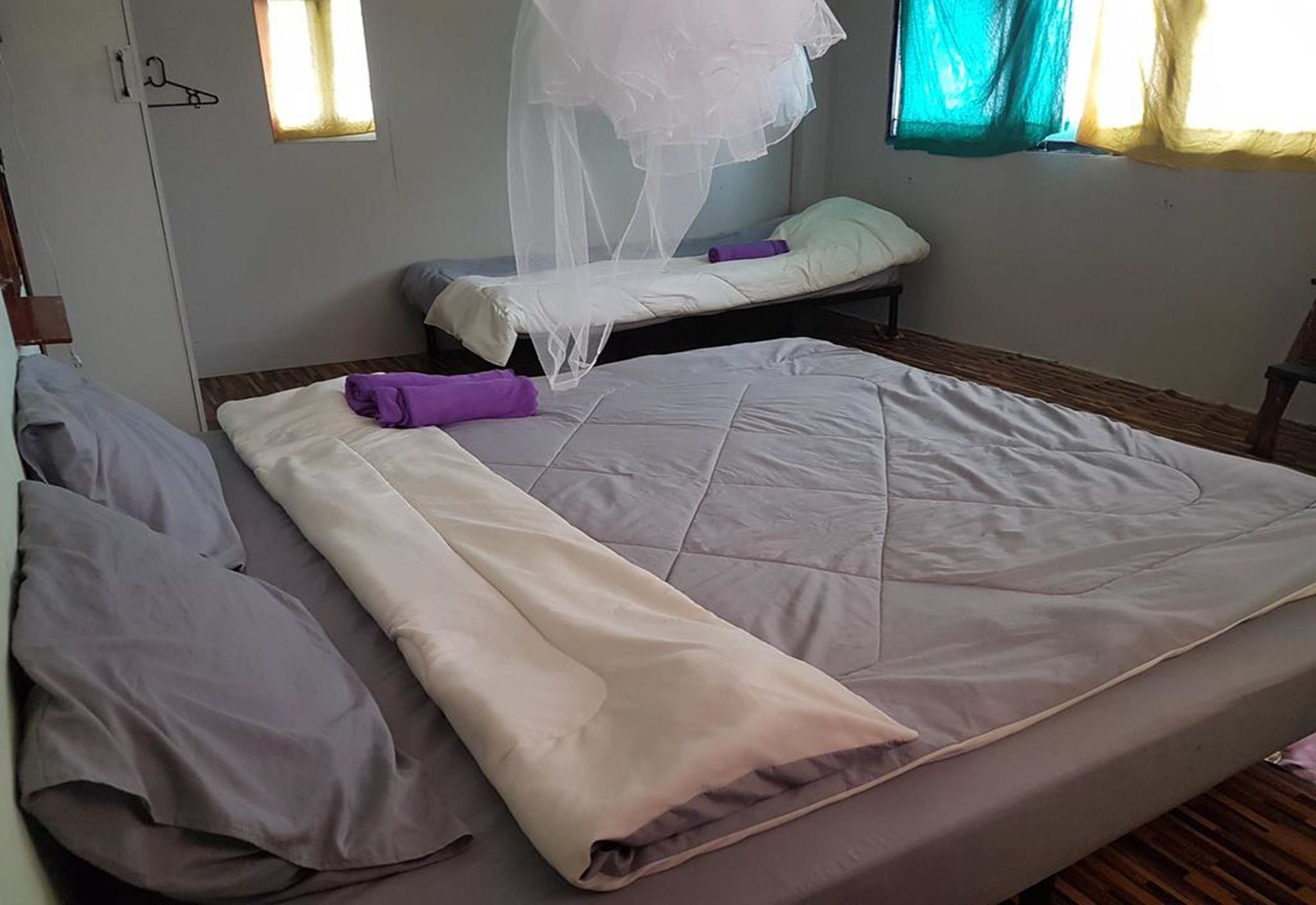 Bar 184 Party Hostel (Adults Only) Chiang Rai Dış mekan fotoğraf
