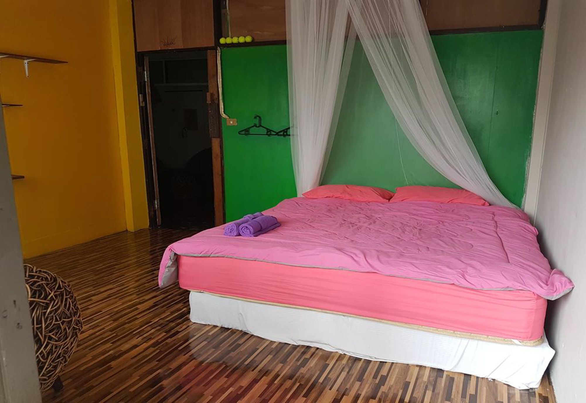 Bar 184 Party Hostel (Adults Only) Chiang Rai Dış mekan fotoğraf